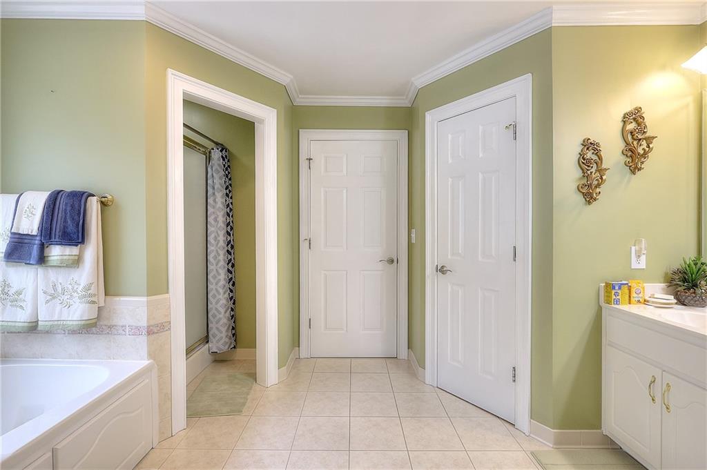 7813695 Property Photo 26