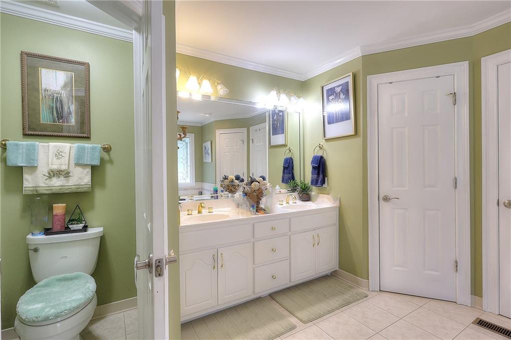 7813695 Property Photo 27