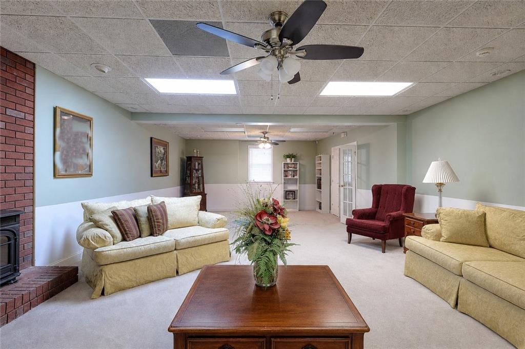 7813695 Property Photo 34