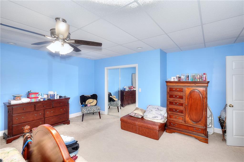 7813695 Property Photo 38