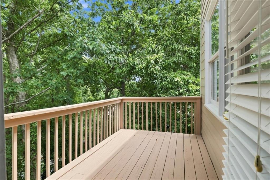 1017 Emory Parc Place Property Photo 18