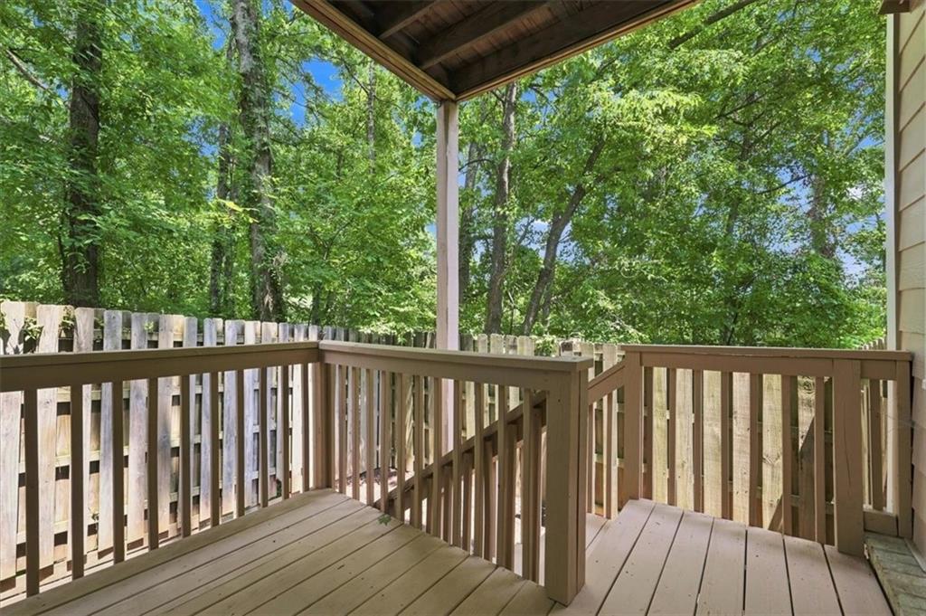 1017 Emory Parc Place Property Photo 19