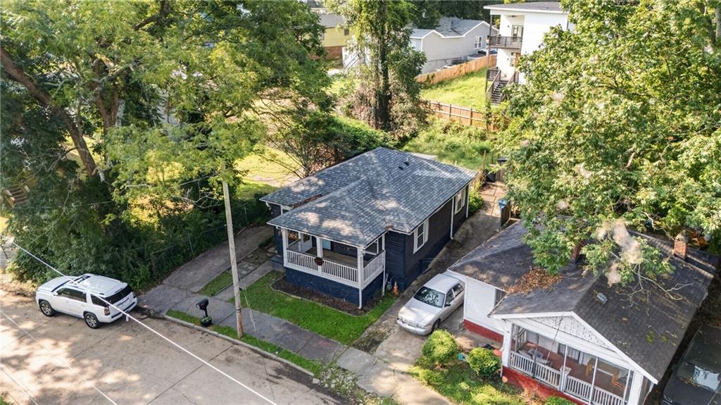 988 Ashby Terrace Nw Property Photo 1