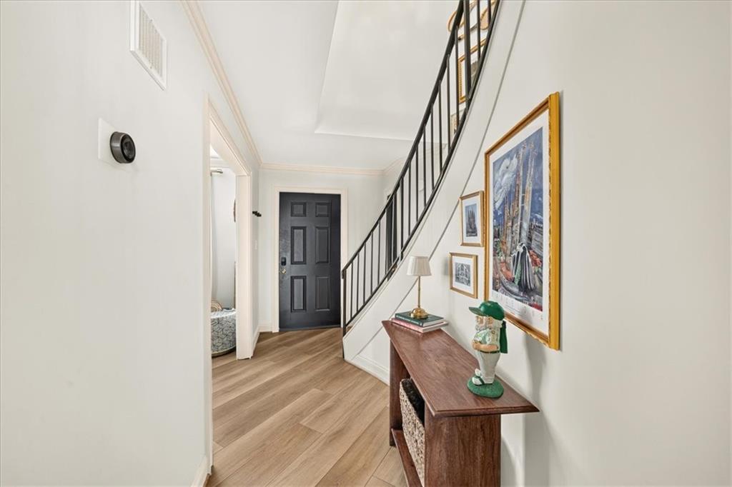 5400 Roswell Road Unit O5 Property Photo 11