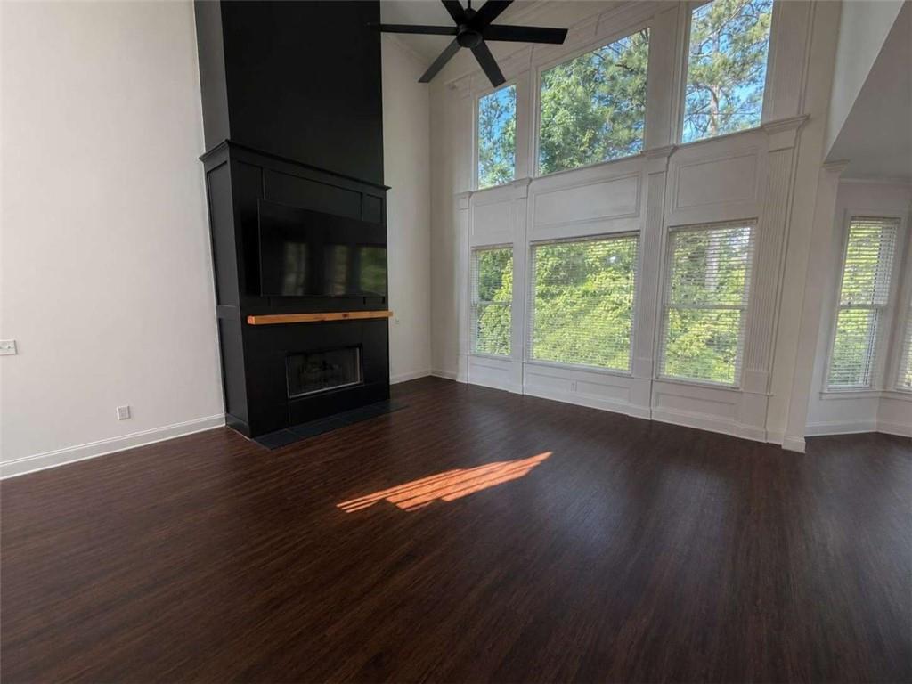 768 Laurel West Lane Property Photo 4