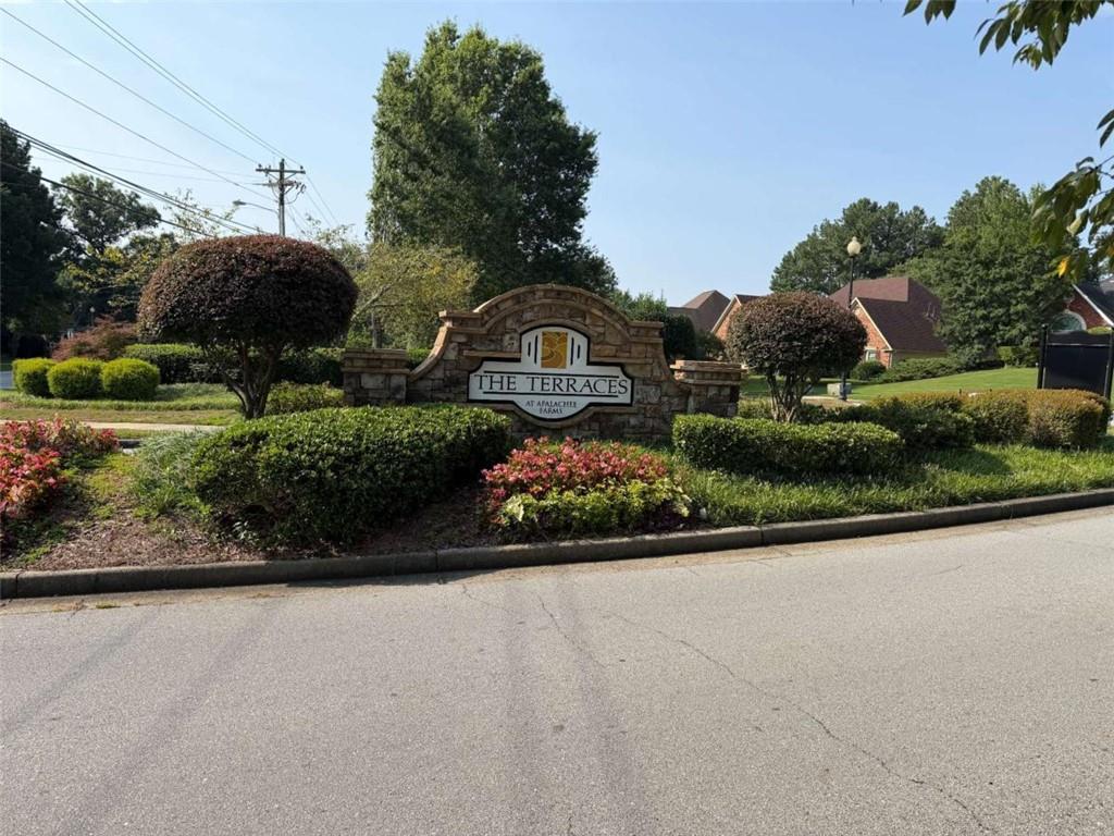 768 Laurel West Lane Property Photo 35