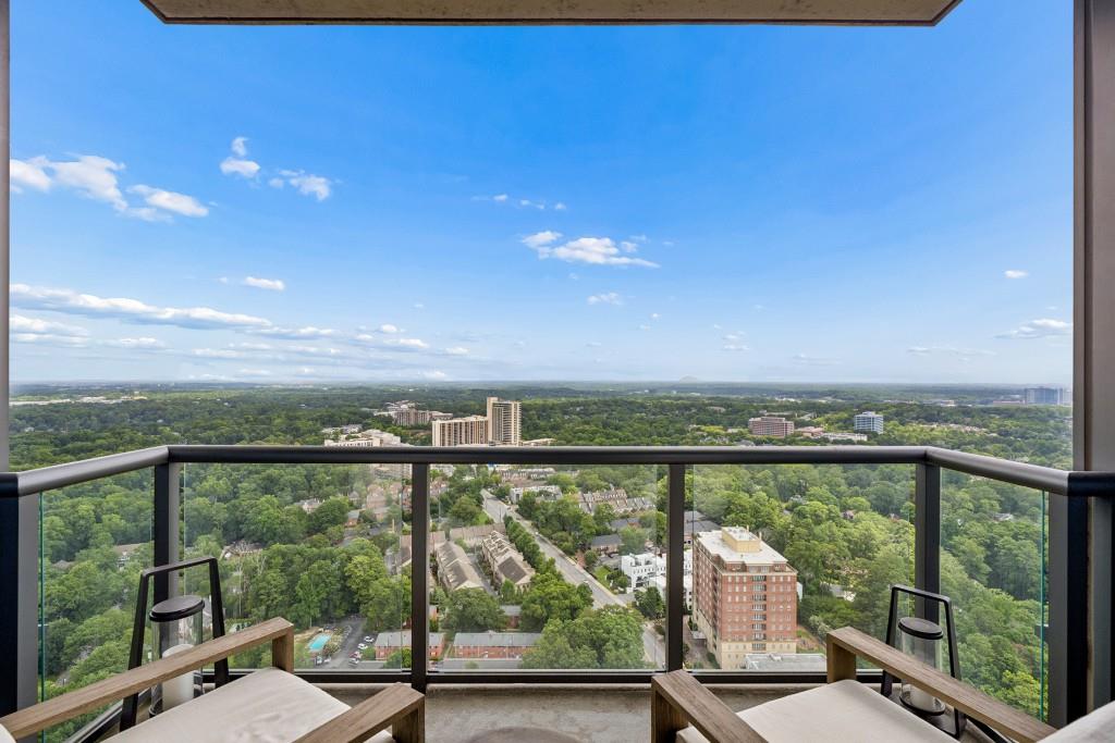 3630 Peachtree Road Unit 3002 Property Photo 23