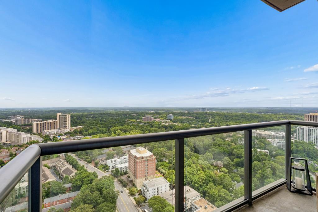 3630 Peachtree Road Unit 3002 Property Photo 25