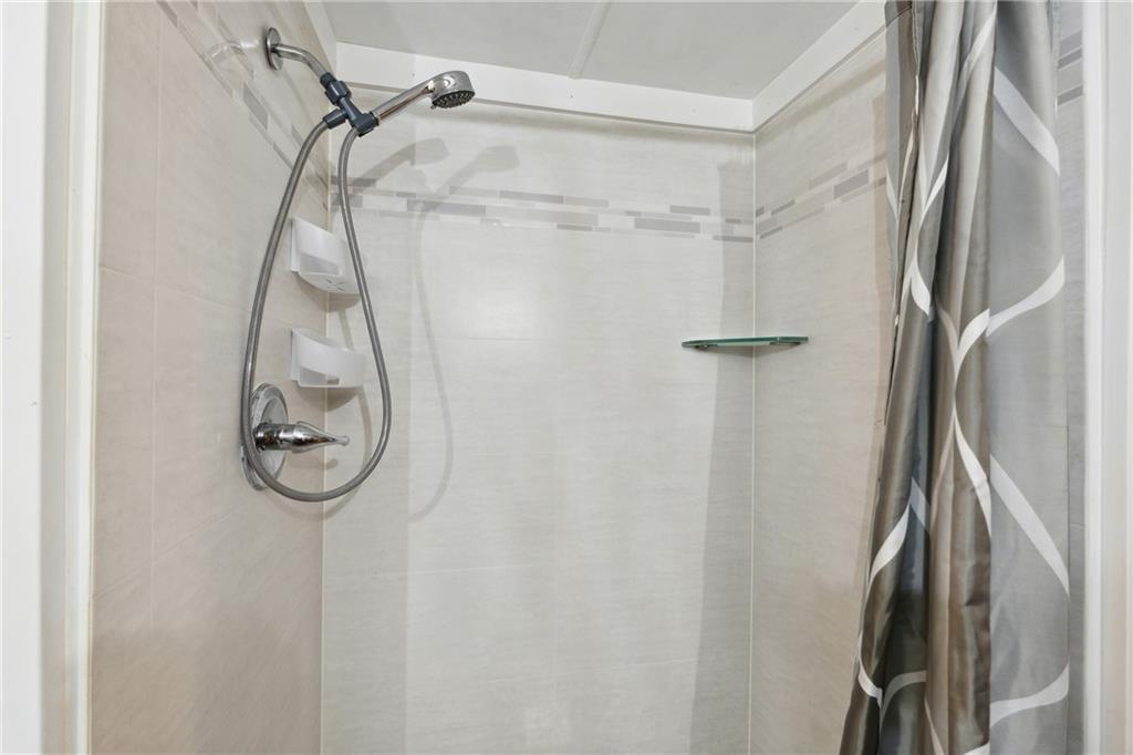 207 Canyon Pass Property Photo 11