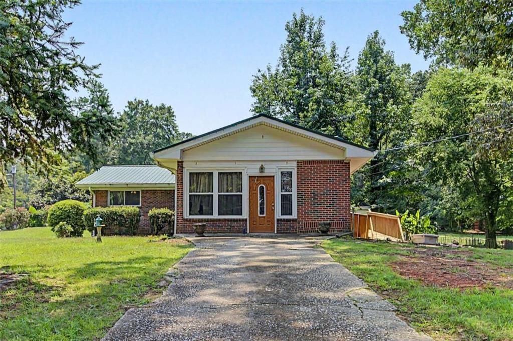 5512 Andrew Drive Property Photo 1