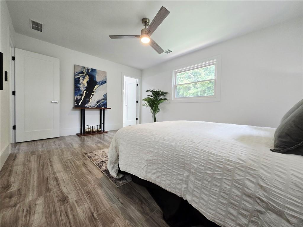 2400 Glenrock Drive Property Photo 17