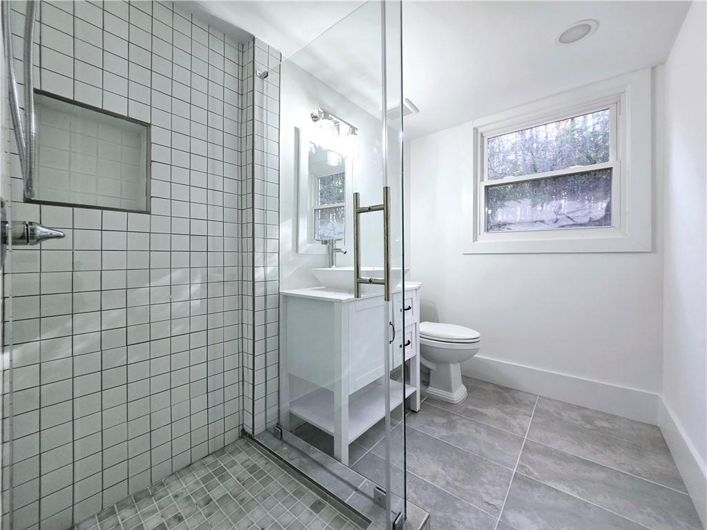 2400 Glenrock Drive Property Photo 32