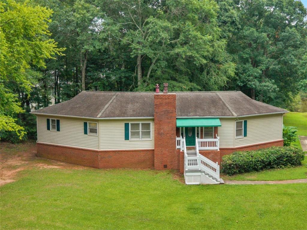 150 Knights Circle Property Photo 2