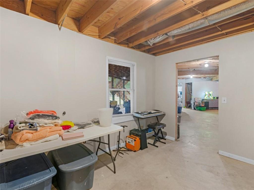 150 Knights Circle Property Photo 33