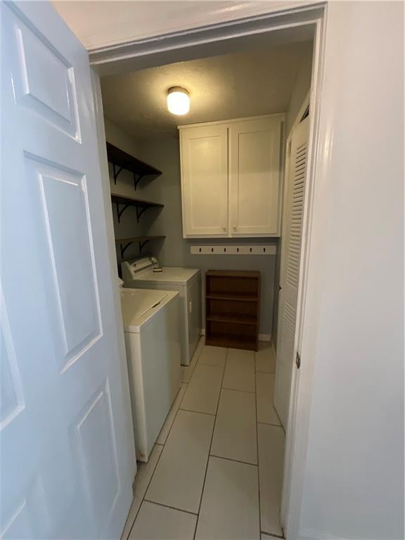 3969 Woodridge Way Property Photo 5