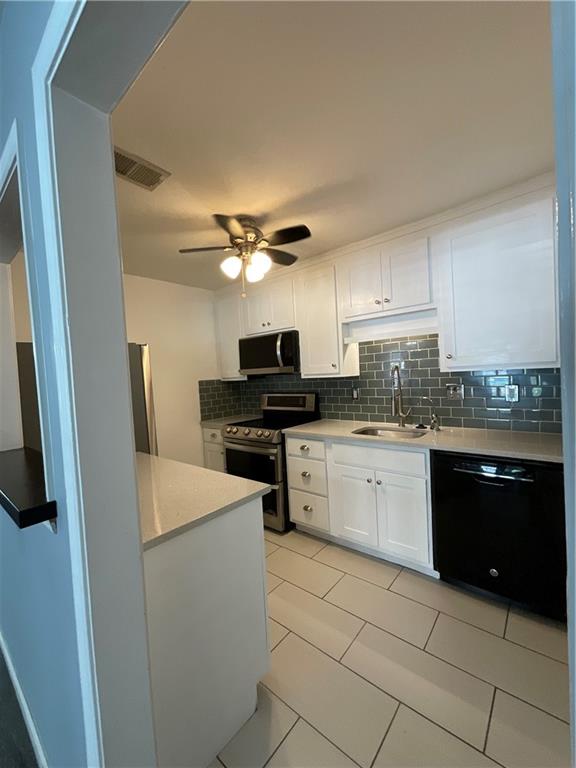 3969 Woodridge Way Property Photo 11