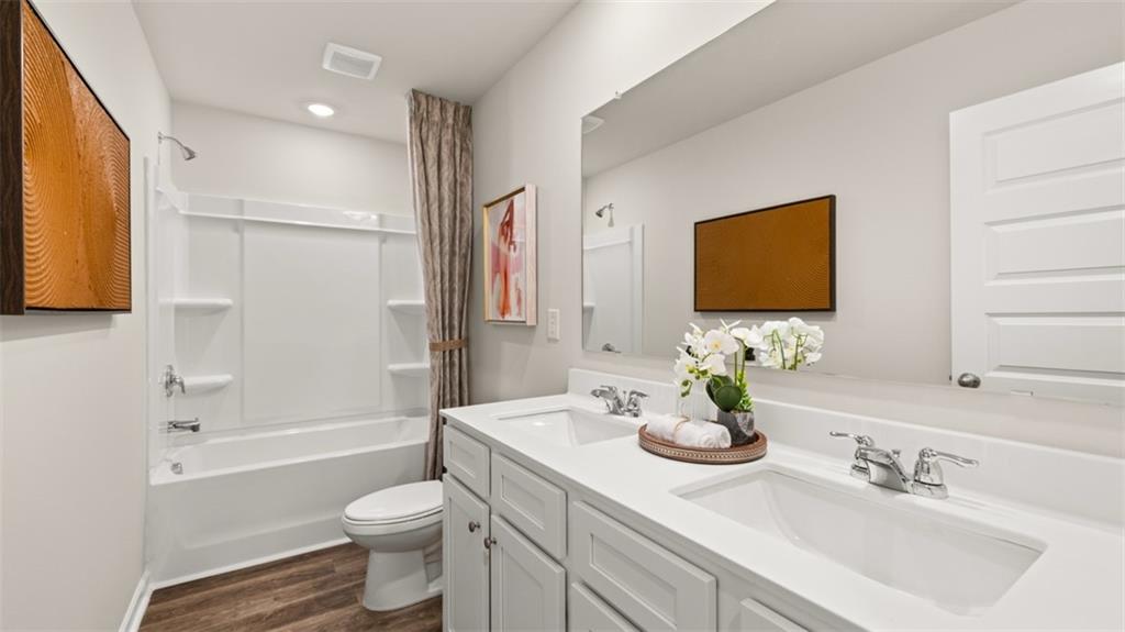 331 Tate Street Property Photo 35