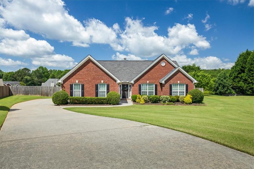 2615 Snowcrest Place Property Photo 1
