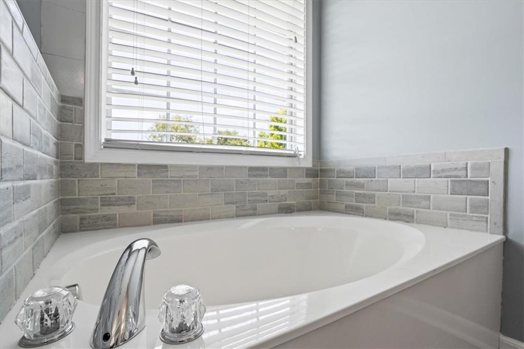 2615 Snowcrest Place Property Photo 22