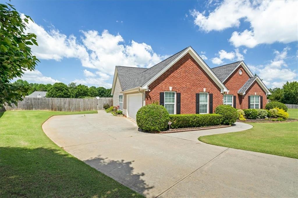 2615 Snowcrest Place Property Photo 34