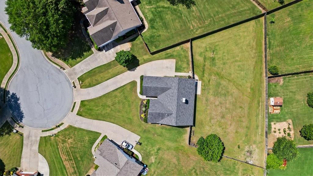 2615 Snowcrest Place Property Photo 41