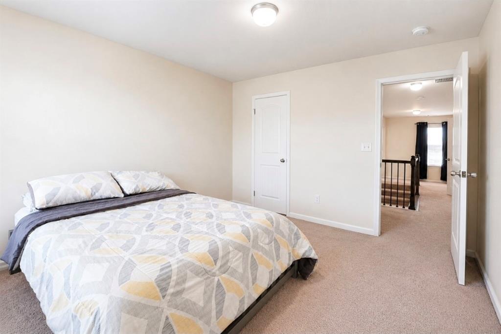 2066 Villa Spring Court Property Photo 13