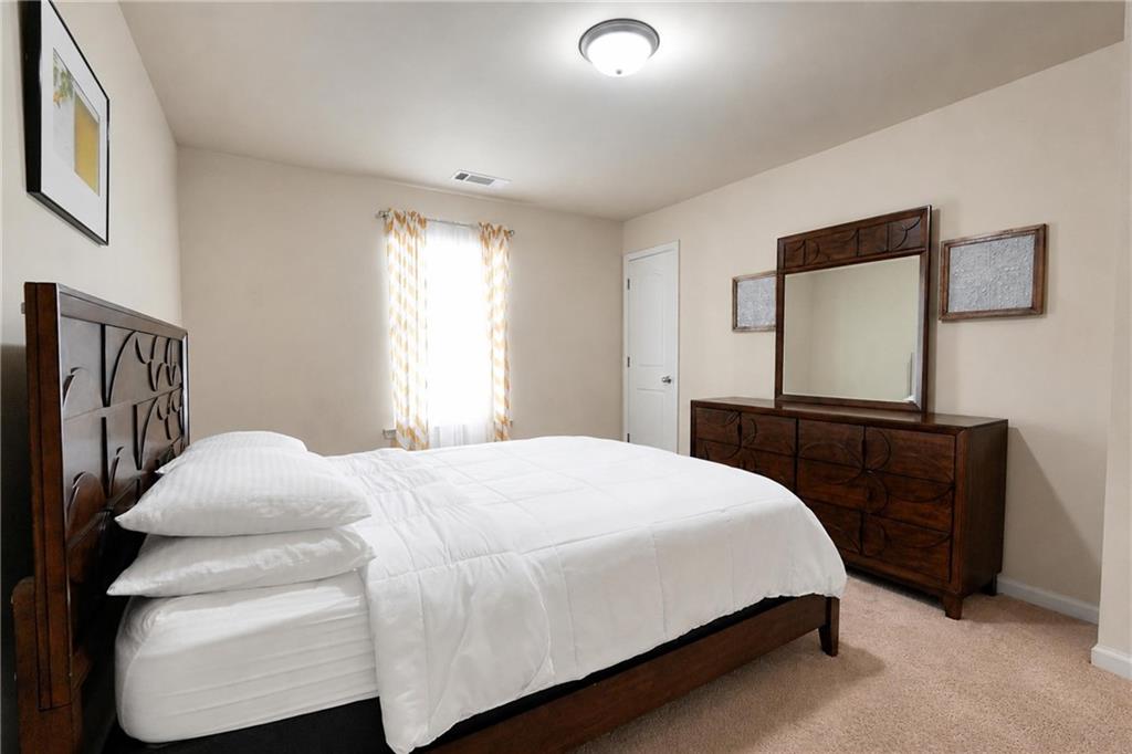 2066 Villa Spring Court Property Photo 14