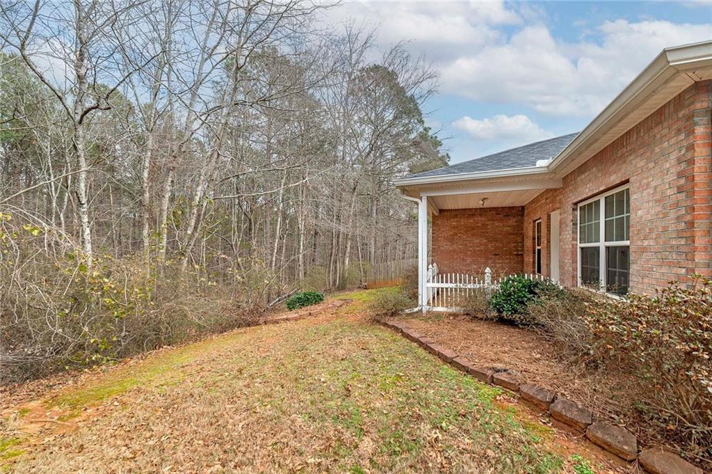140 Astilbe Meadow Drive Property Photo 3
