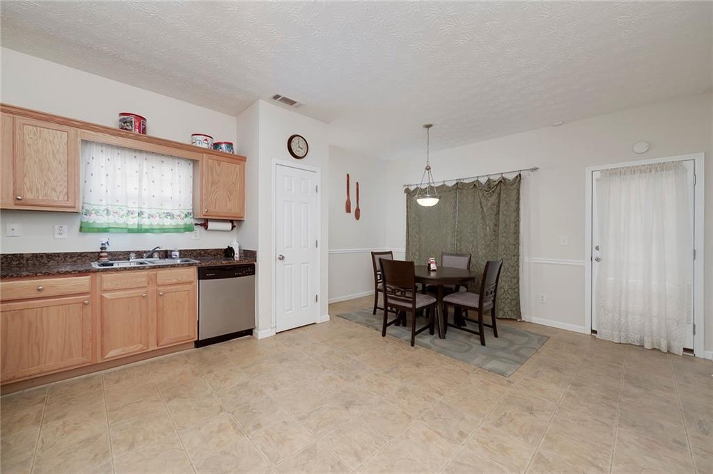140 Astilbe Meadow Drive Property Photo 11