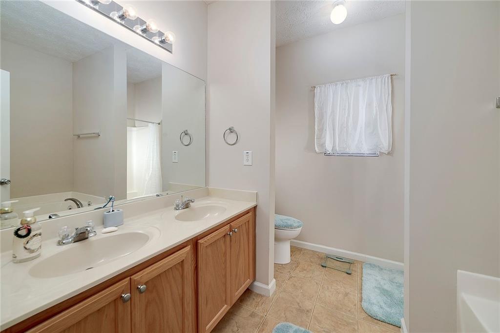 140 Astilbe Meadow Drive Property Photo 17