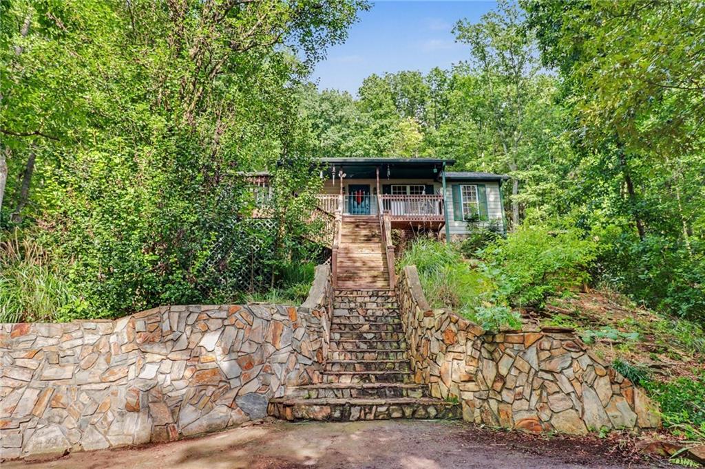 97 Hill Crest Drive Property Photo 1