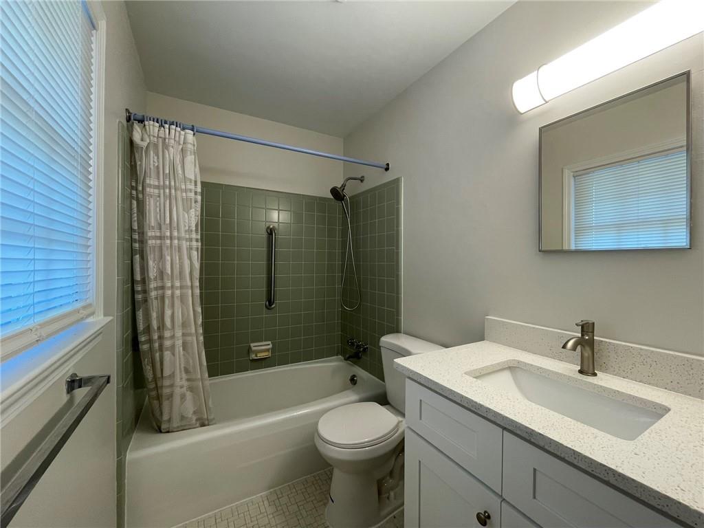 2297 Hylaea Road Property Photo 10