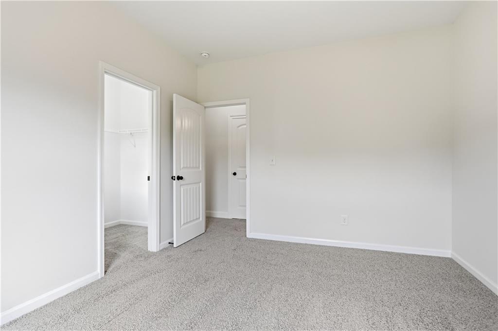 4860 Dawson Court Property Photo 4