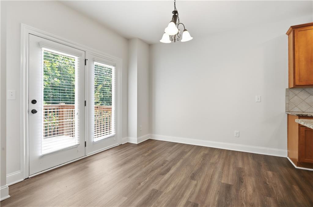 4860 Dawson Court Property Photo 13