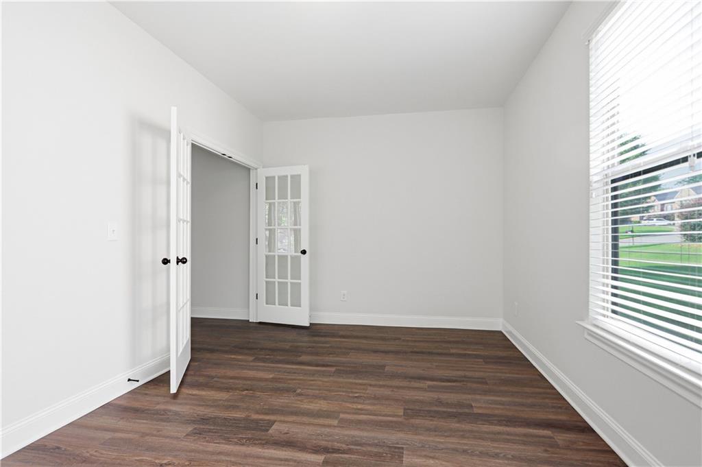4860 Dawson Court Property Photo 18