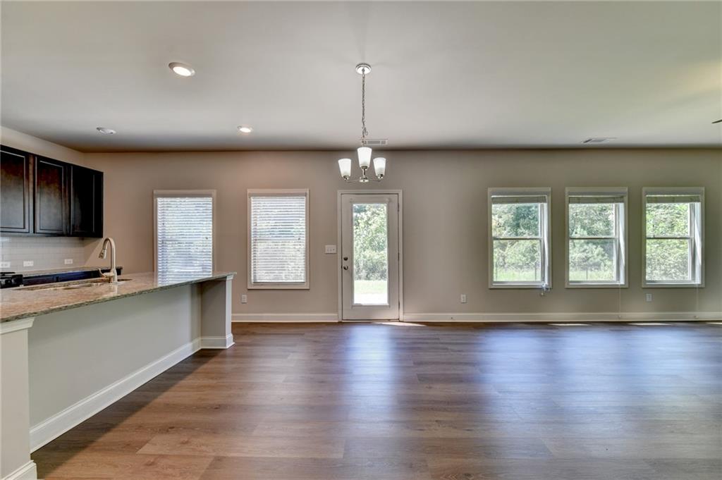4409 Beechnut View Property Photo 10
