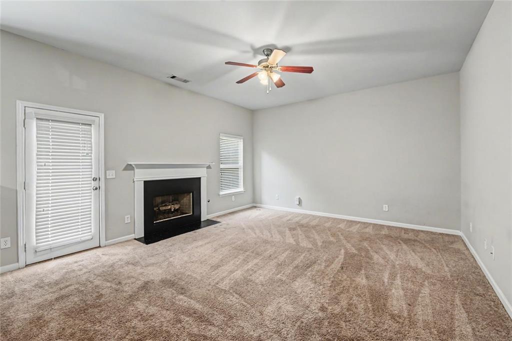 1230 Grey Rock Way Property Photo 4