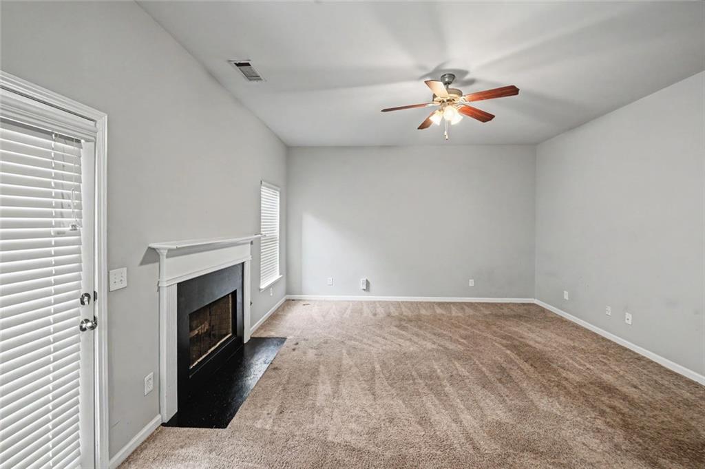 1230 Grey Rock Way Property Photo 5