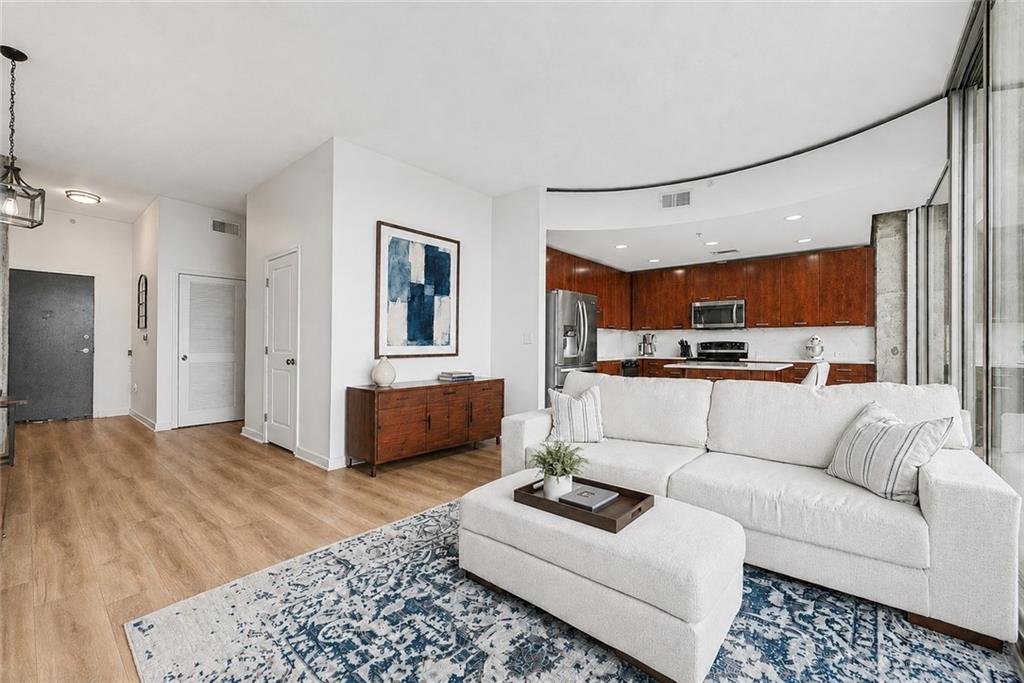 3300 Windy Ridge Parkway SE Unit 1007 Property Photo 1