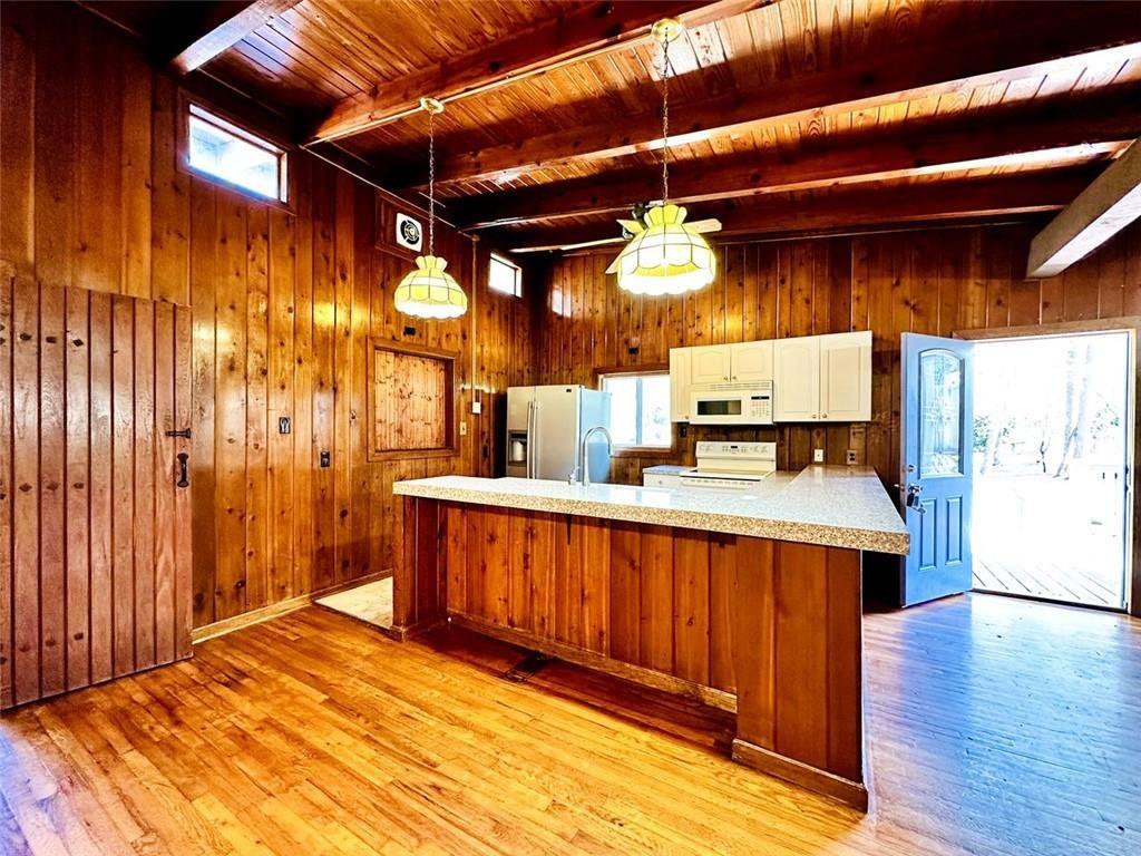 504 N Little Victoria Road Property Photo 6