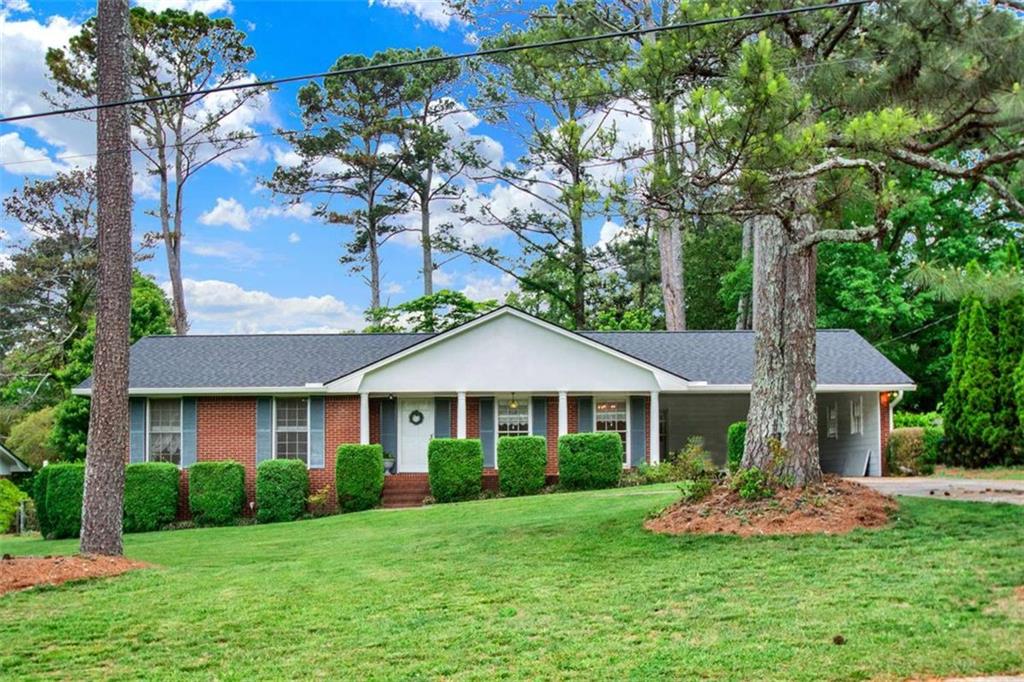 5597 Bob White Circle Property Photo 1