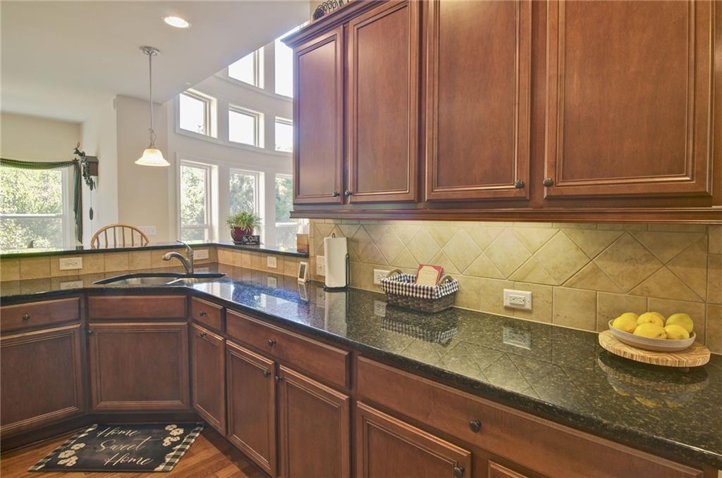503 Lakeview Court Property Photo 25