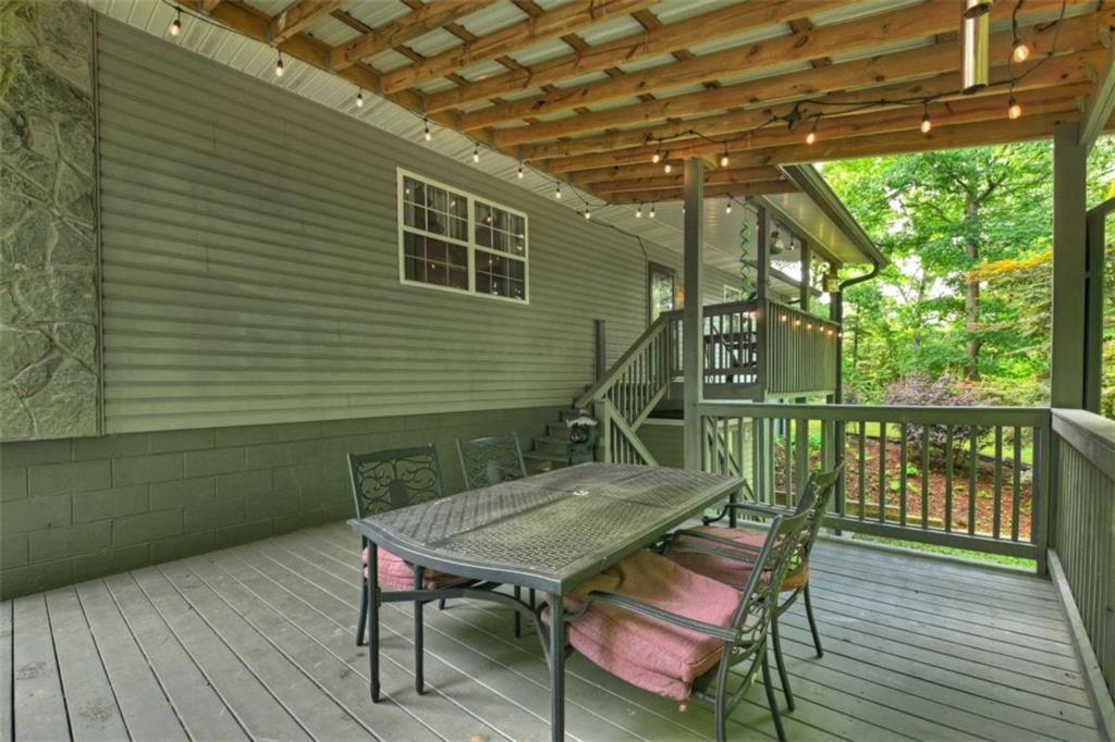 387 Ruby Lane Property Photo 17