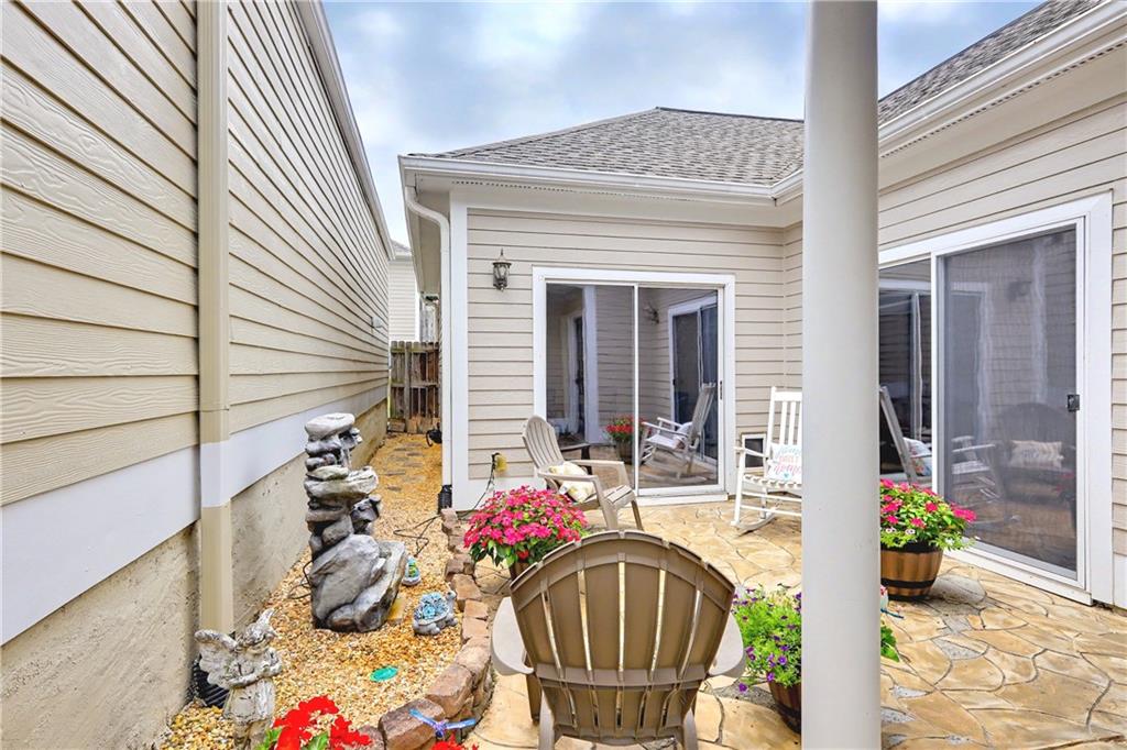 327 Acuba View Property Photo 7