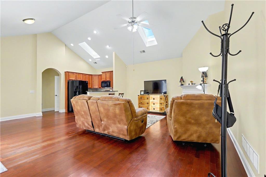 327 Acuba View Property Photo 8