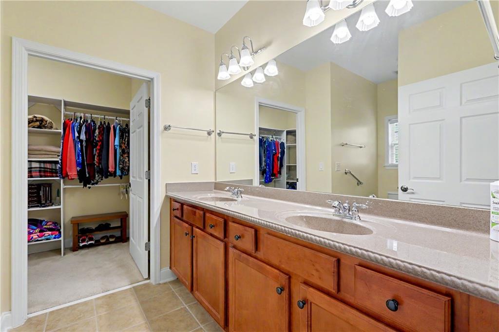 327 Acuba View Property Photo 22