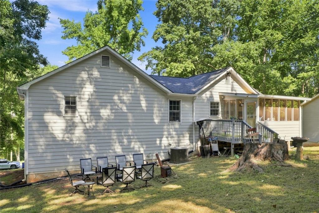 137 Landing Lane Property Photo 38