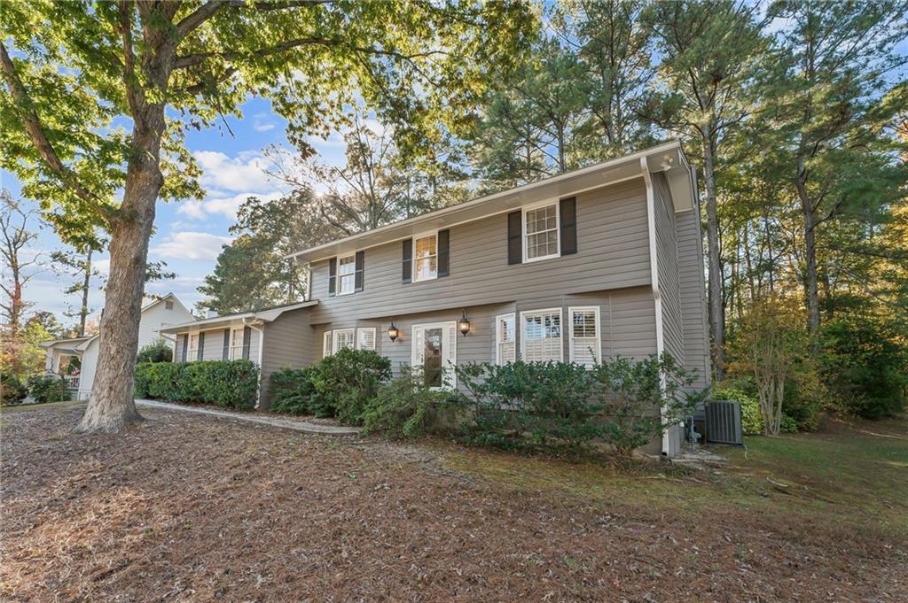 1485 Brandon Drive Sw Property Photo 2