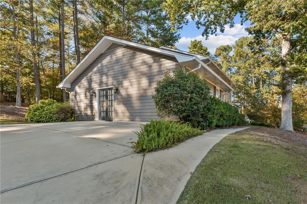 1485 Brandon Drive Sw Property Photo 4