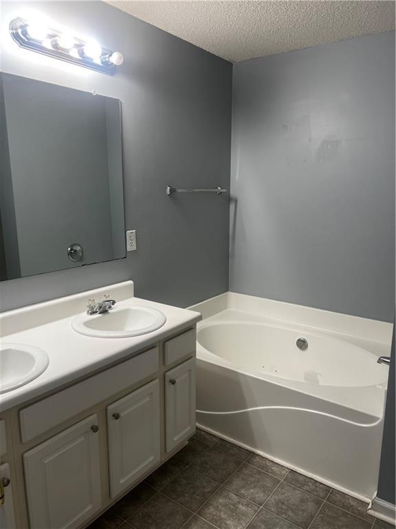 3086 Stream View Property Photo 10